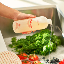 Load image into Gallery viewer, Thieves Fruit &amp; Veggie Soak (16oz.)